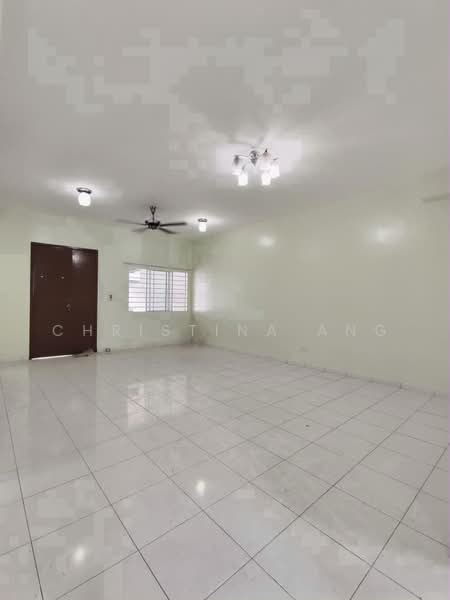2-storey Terraced House for Sale in Taman Setia Indah (Tebrau) - Christina Ang - Living Room - PropertyGuru.com.my