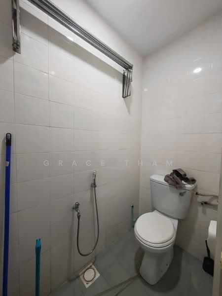 Condominium for Rent at Northpoint Residences - Grace Tham - Bathroom - PropertyGuru.com.my