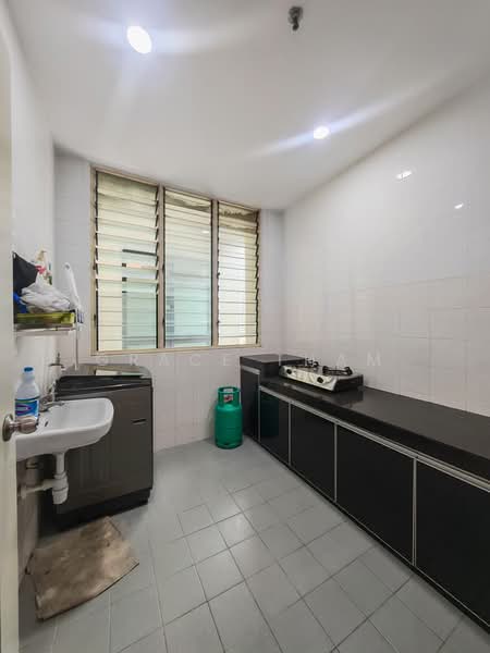 Condominium for Rent at Northpoint Residences - Grace Tham - Kitchen - PropertyGuru.com.my