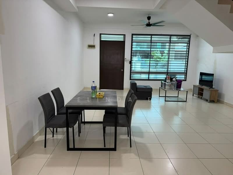 Rumah Teres 2-Tingkat untuk Disewa di Taman Scientex Jaya (Senai) - Melinda Ee - Living Room - PropertyGuru.com.my