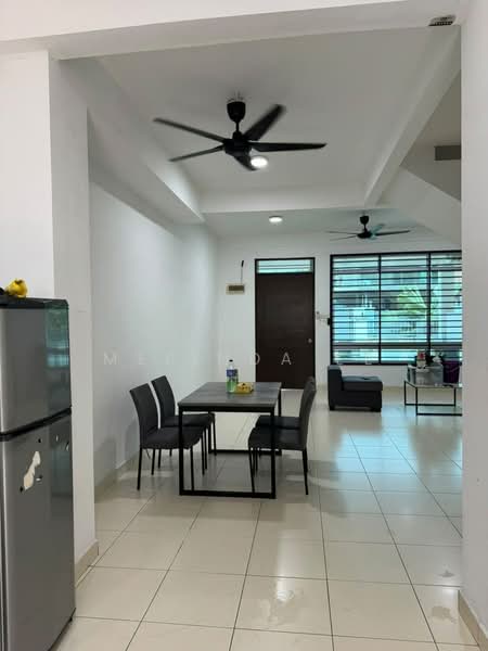 Rumah Teres 2-Tingkat untuk Disewa di Taman Scientex Jaya (Senai) - Melinda Ee - Dining Room - PropertyGuru.com.my