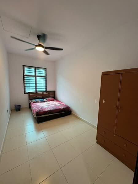 Rumah Teres 2-Tingkat untuk Disewa di Taman Scientex Jaya (Senai) - Melinda Ee - Bedroom - PropertyGuru.com.my