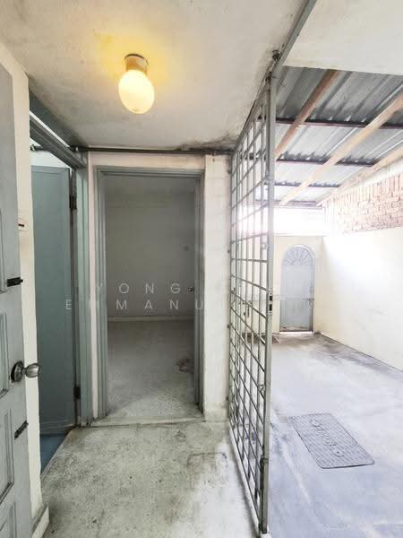 2-storey Terraced House for Sale in Taman Ipoh Timur (Ipoh) - Yong Shin Emmanuel Lai - PropertyGuru.com.my