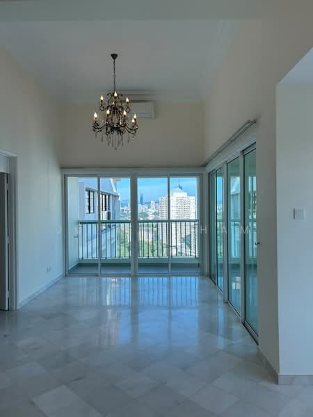 Kondominium untuk Disewa di Mont Kiara Pines - Julien Tham - Living Room - PropertyGuru.com.my