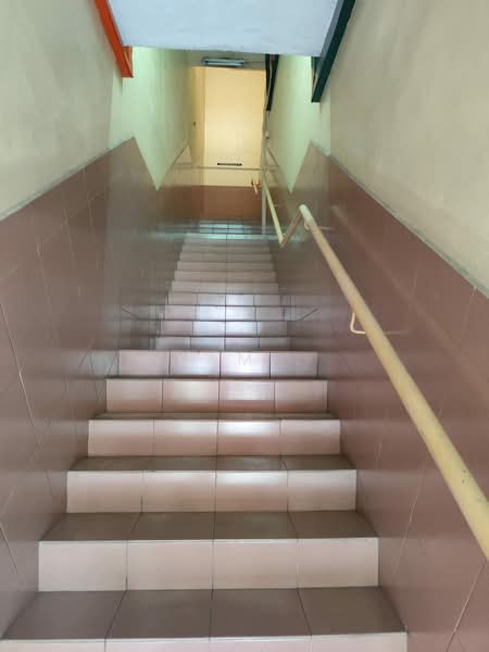 Shop for Sale in Hicom - Glenmarie Industrial Park (Shah Alam) - Kam Chun Hoe - Corridor - PropertyGuru.com.my