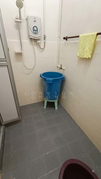 1-storey Terraced House for Sale in Bandar Tangkak (Tangkak) - Johnson Chong - Bathroom - PropertyGuru.com.my