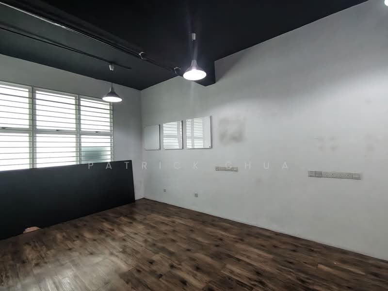 Shop / Office for Rent in Kampung Sungai Kayu Ara (Petaling Jaya) - Patrick Chua - Interior - PropertyGuru.com.my