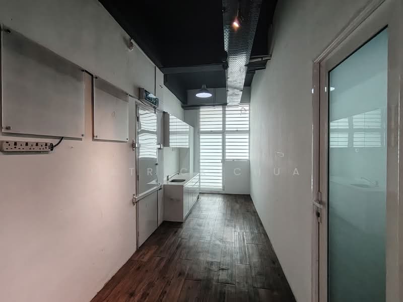 Shop / Office for Rent in Kampung Sungai Kayu Ara (Petaling Jaya) - Patrick Chua - Interior - PropertyGuru.com.my