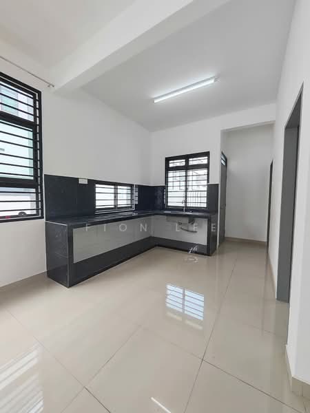 2-storey Terraced House for Rent in Taman Austin Duta (Tebrau) - Fion Lee - Kitchen - PropertyGuru.com.my