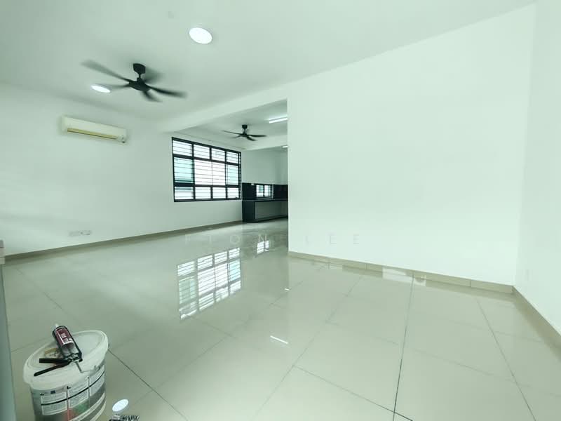 2-storey Terraced House for Rent in Taman Austin Duta (Tebrau) - Fion Lee - Living Room - PropertyGuru.com.my