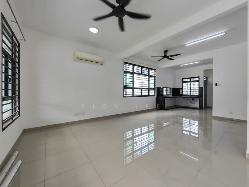 2-storey Terraced House for Rent in Taman Austin Duta (Tebrau) - Fion Lee - Living Room - PropertyGuru.com.my