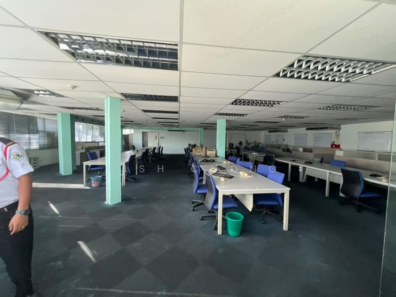 Shop / Office for Rent in Jalan Klang Lama (Old Klang Road) (Kuala Lumpur) - Fish Chong - Interior - PropertyGuru.com.my