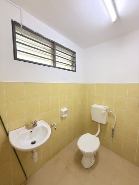 Rumah Teres 2-Tingkat untuk Disewa di Bandar Jaya Putra (Johor Bahru) - Jessica Ma - Bathroom - PropertyGuru.com.my