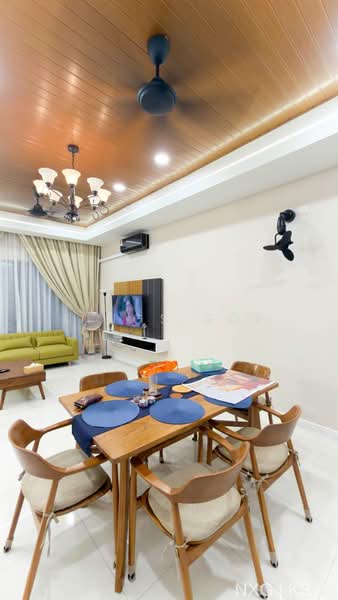 2-storey Terraced House for Rent in Sungai Buloh (Selangor) - Kings Soe - Living Room - PropertyGuru.com.my