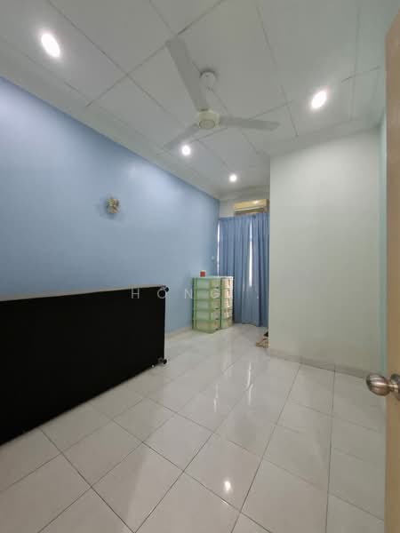 Terraced House for Sale in Sungai Ara (Penang) - Hong . - Bedroom - PropertyGuru.com.my
