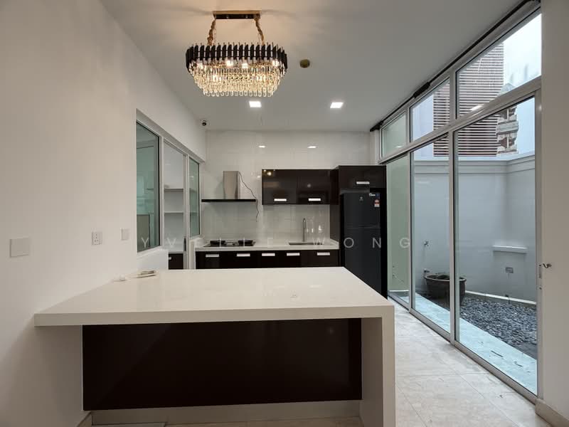 Semi-Detached House for Rent in Duta Tropika (Batu) - Yvelle Wong - Kitchen - PropertyGuru.com.my