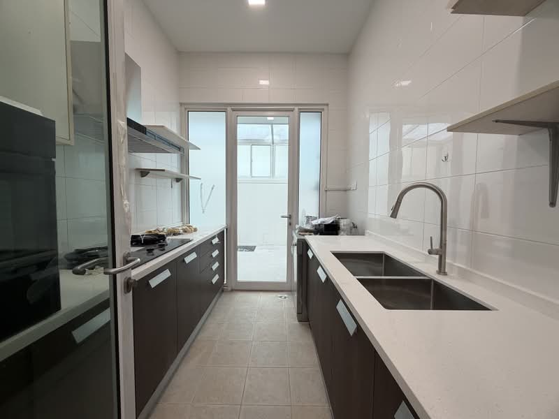 Semi-Detached House for Rent in Duta Tropika (Batu) - Yvelle Wong - Kitchen - PropertyGuru.com.my