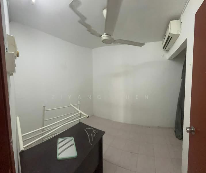 Apartment for Rent at Damai Apartment - Ziyang Chen - Bedroom - PropertyGuru.com.my