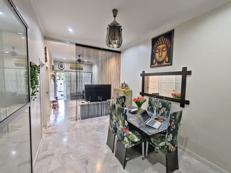Rumah Teres 1 Tingkat untuk Dijual di Kajang (Selangor) - Elvin Chooi - Living Room - PropertyGuru.com.my