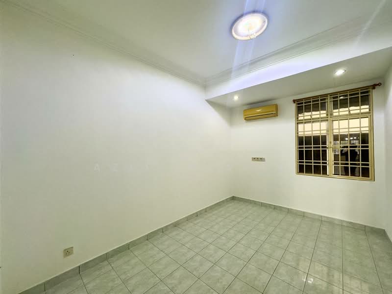 Townhouse for Sale in Taman Lagenda Mas (Cheras) - Azli Ibrahim - Interior - PropertyGuru.com.my