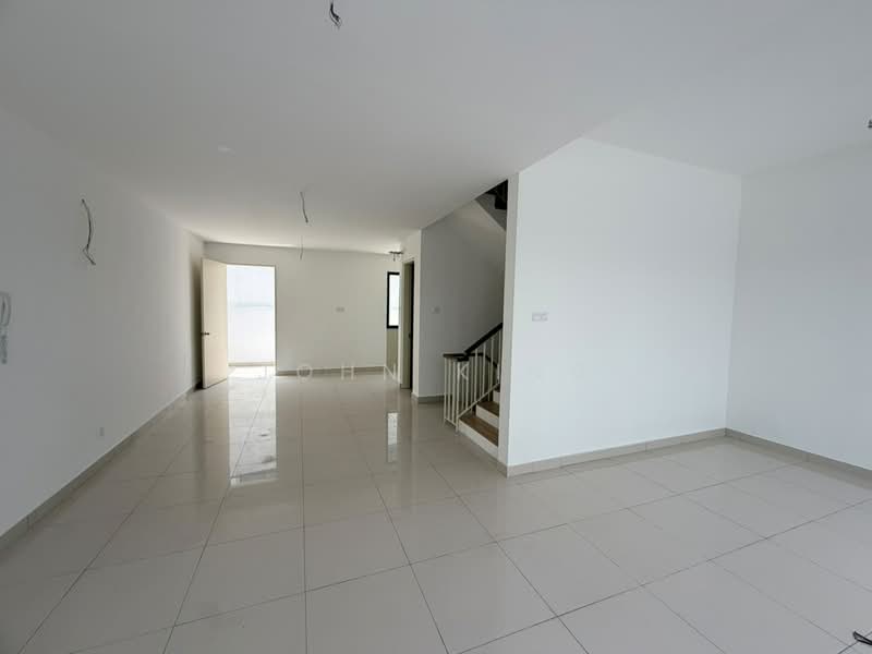 Terraced House for Sale in Damansara Perdana (Selangor) - John King - Living Room - PropertyGuru.com.my