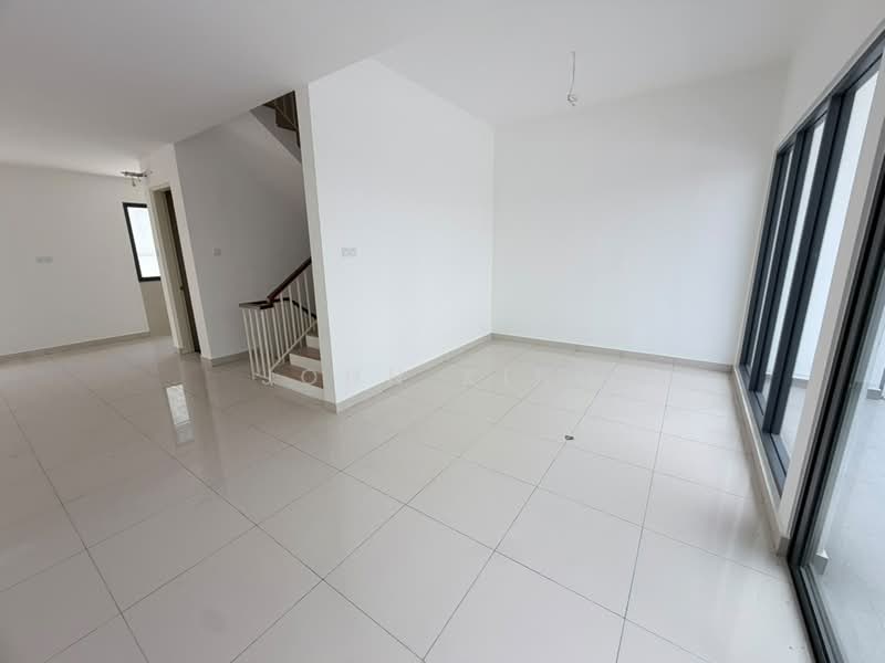 Terraced House for Sale in Damansara Perdana (Selangor) - John King - Living Room - PropertyGuru.com.my