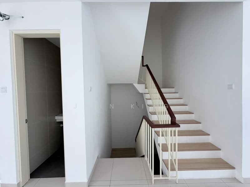Terraced House for Sale in Damansara Perdana (Selangor) - John King - Interior - PropertyGuru.com.my