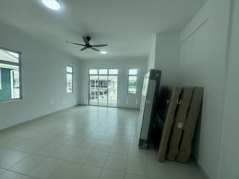 Rumah Kluster untuk Disewa di Taman Pulai Mutiara (Iskandar Puteri (Nusajaya)) - Chen Shieh Yu - Living Room - PropertyGuru.com.my