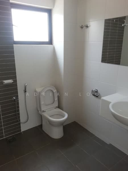 3-storey Terraced House for Sale in Cyberjaya (Selangor) - Adrian Loo - Bathroom - PropertyGuru.com.my