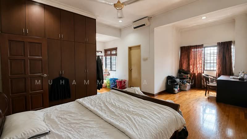 Rumah Teres 2 Tingkat untuk Dijual di Bukit Jelutong (Shah Alam) - Muhammad Amerul - Bedroom - PropertyGuru.com.my