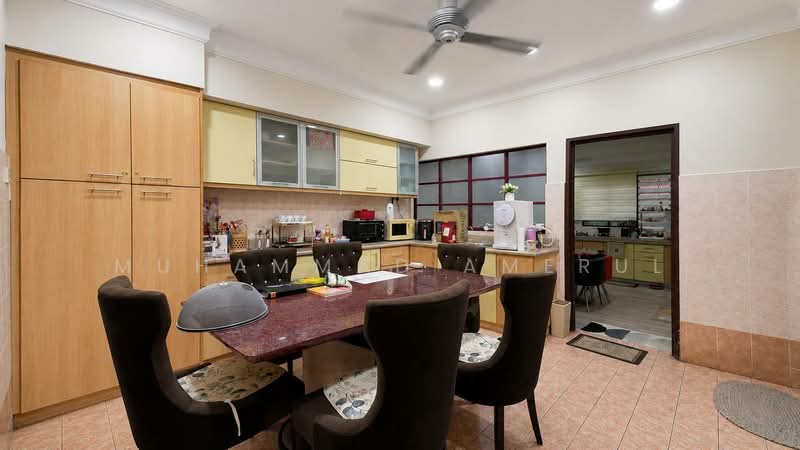 Rumah Teres 2 Tingkat untuk Dijual di Bukit Jelutong (Shah Alam) - Muhammad Amerul - Kitchen - PropertyGuru.com.my