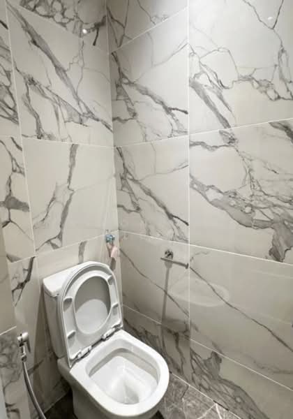Kediaman Servis untuk Disewa di The Grand Subang Jaya SS15 - Wen Rong Andy Lee - Bathroom - PropertyGuru.com.my