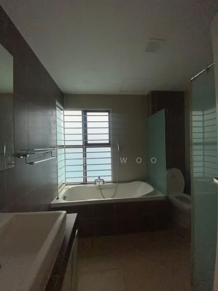 Condominium for Rent at Atmosfera Kondominium - Abby Woo - Bathroom - PropertyGuru.com.my