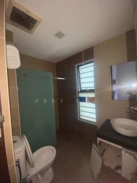 Condominium for Rent at Atmosfera Kondominium - Abby Woo - Bathroom - PropertyGuru.com.my