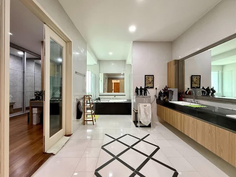 Rumah Berkembar untuk Dijual di Bandar Damansara Perdana (Damansara Perdana) - Ken Tan - Bathroom - PropertyGuru.com.my