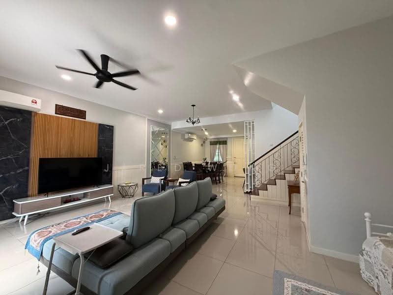 2-storey Terraced House for Sale in Cyberjaya (Selangor) - Jared Wong - Living Room - PropertyGuru.com.my