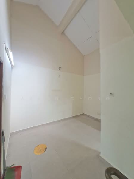 Rumah Teres 2-Tingkat untuk Dijual di Bandar Putra Permai (Seri Kembangan) - Aaron Chong - Interior - PropertyGuru.com.my