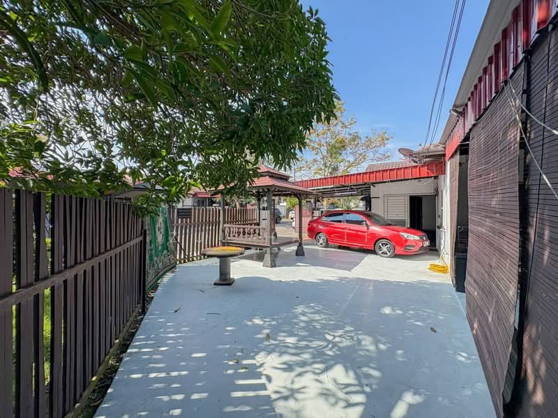 Rumah Teres 1-Tingkat untuk Dijual di Bandar Bukit Mahkota (Bangi) - Zul Hasif - PropertyGuru.com.my
