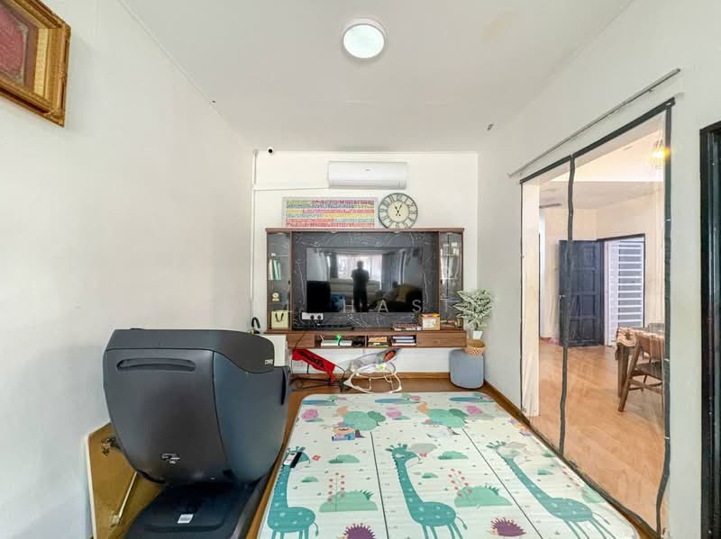 Rumah Teres 1-Tingkat untuk Dijual di Bandar Bukit Mahkota (Bangi) - Zul Hasif - PropertyGuru.com.my