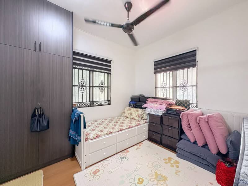 Rumah Teres 1-Tingkat untuk Dijual di Bandar Bukit Mahkota (Bangi) - Zul Hasif - PropertyGuru.com.my