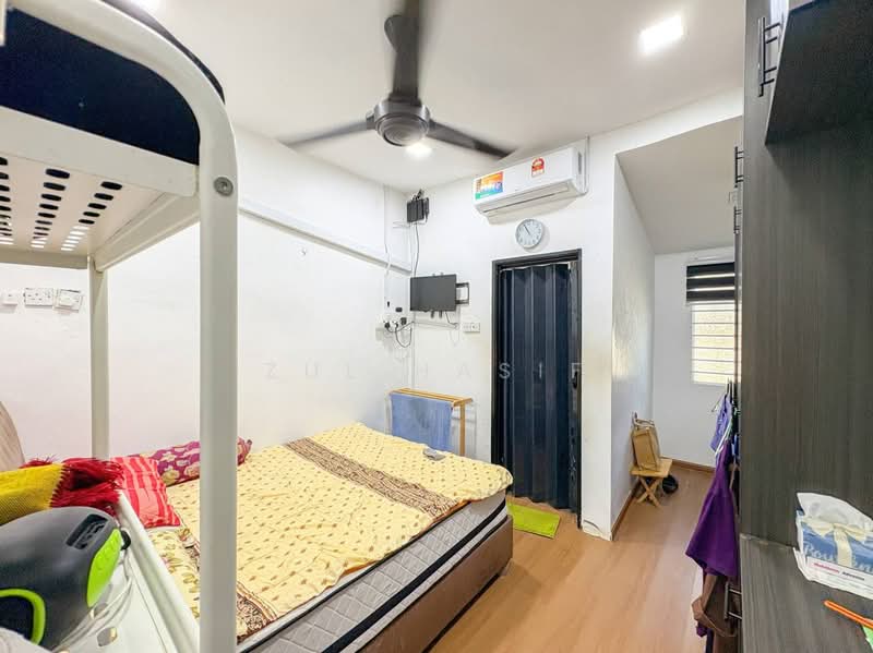 Rumah Teres 1-Tingkat untuk Dijual di Bandar Bukit Mahkota (Bangi) - Zul Hasif - PropertyGuru.com.my