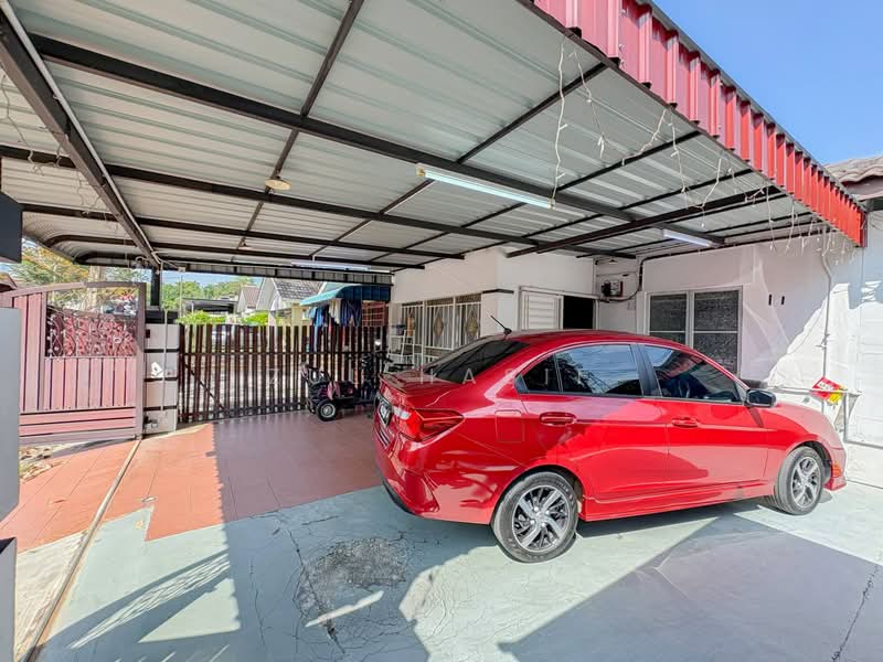 Rumah Teres 1-Tingkat untuk Dijual di Bandar Bukit Mahkota (Bangi) - Zul Hasif - PropertyGuru.com.my