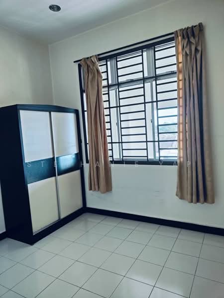 Townhouse for Rent in Johor Bahru (Johor) - Stephanie Yap - Bedroom - PropertyGuru.com.my