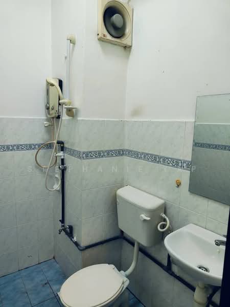 Townhouse for Rent in Johor Bahru (Johor) - Stephanie Yap - Bathroom - PropertyGuru.com.my