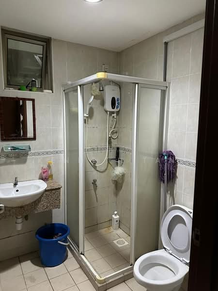 Apartment for Rent at Molek Pine 1 - Kenneth Tan - PropertyGuru.com.my