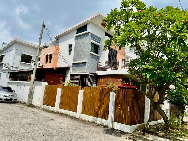 2-storey Terraced House for Sale in Klang (Selangor) - Fauziah Nawawi - Exterior - PropertyGuru.com.my