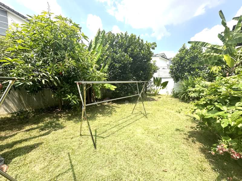 Semi-Detached House for Sale in Seksyen U10 (Shah Alam) - Ishak Ramli - Garden - PropertyGuru.com.my
