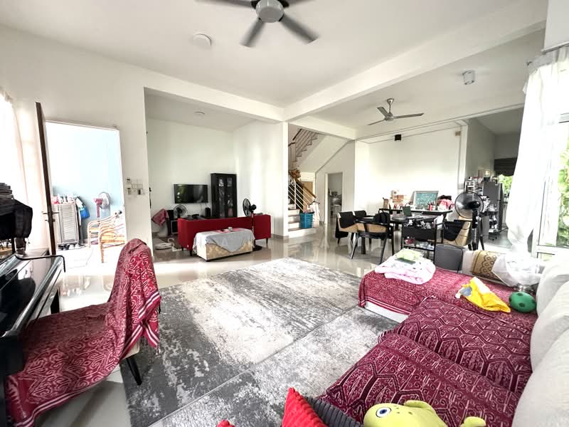 Semi-Detached House for Sale in Seksyen U10 (Shah Alam) - Ishak Ramli - Living Room - PropertyGuru.com.my