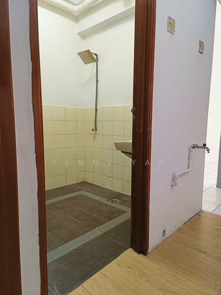Rumah Flat untuk Dijual di Taman Tun Teja - Penny Yap - Bathroom - PropertyGuru.com.my
