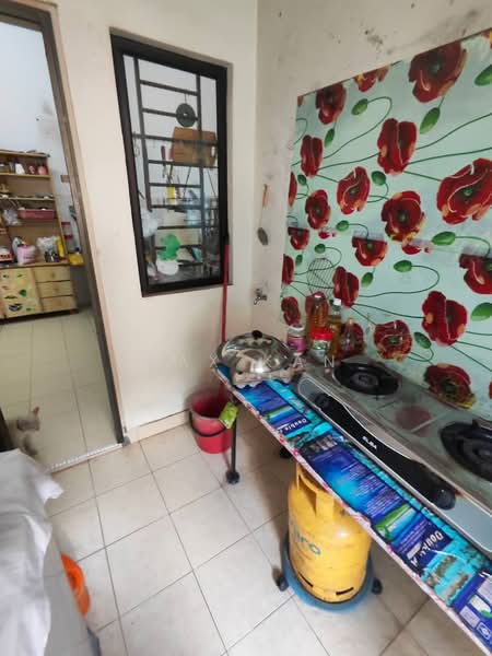 2-storey Terraced House for Sale in Taman Seri Austin (Tebrau) - Max Kan - Kitchen - PropertyGuru.com.my